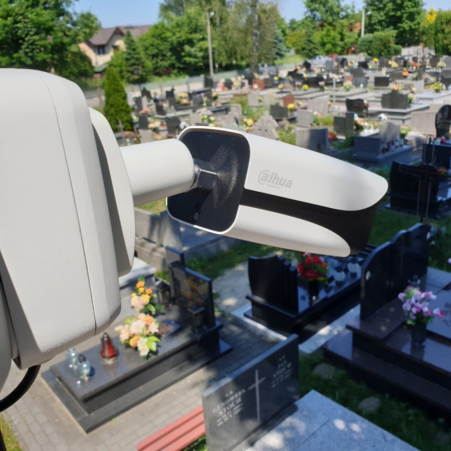 Realizacje FPI - Montaż monitoringu wizyjnego na cmentarzu komunalnym w Niepołomicach