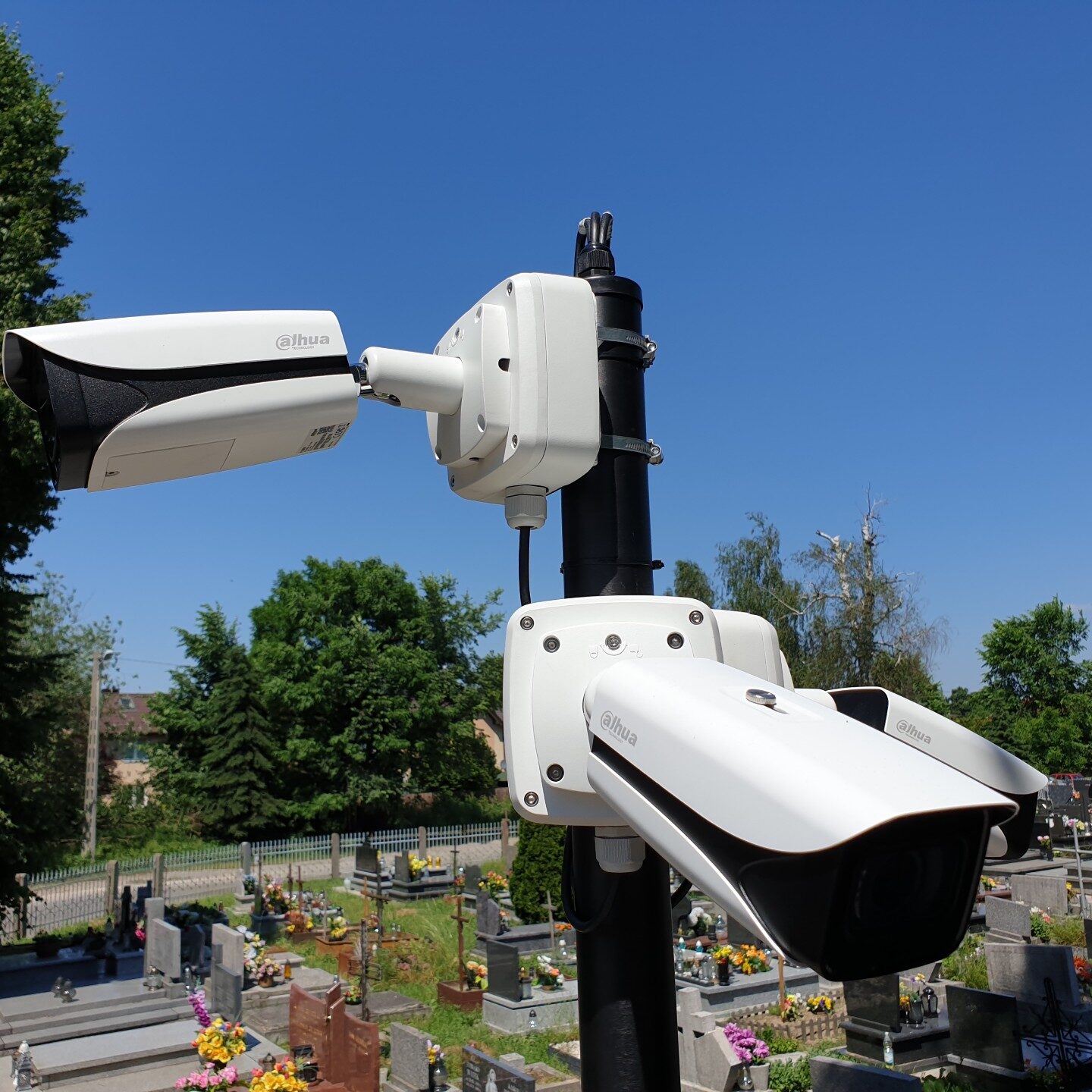 Realizacje FPI - Montaż monitoringu wizyjnego na cmentarzu komunalnym w Niepołomicach